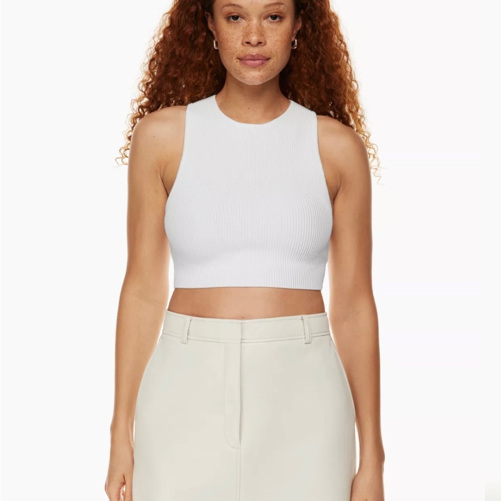 Aritzia - Sculpt Knit Racer Cropped in White